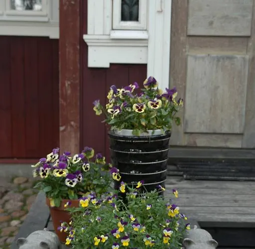 Сasa de vacaciones 1800's Townhouse Loviisa