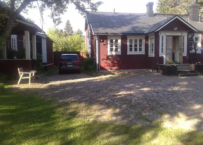 Сasa de vacaciones 1800's Townhouse Loviisa