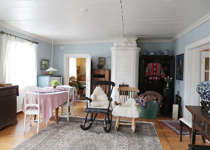 1800's Townhouse * Loviisa